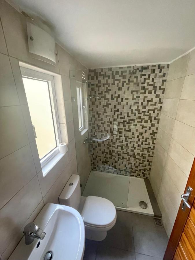 Seafront Apartment With Balcony Overlooking Marina Għajnsielem Exterior foto